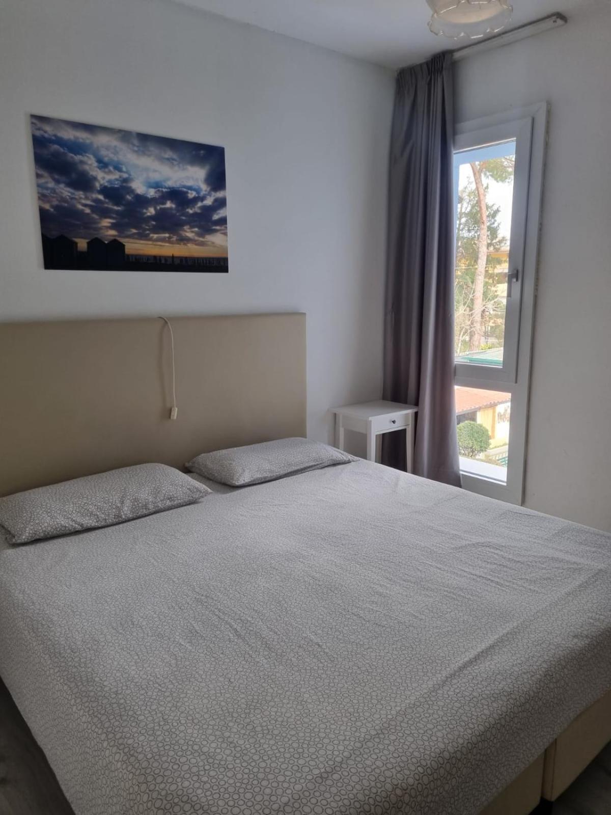 Appart-Hotel Holiday Lignano Sabbiadoro Ngoại thất bức ảnh