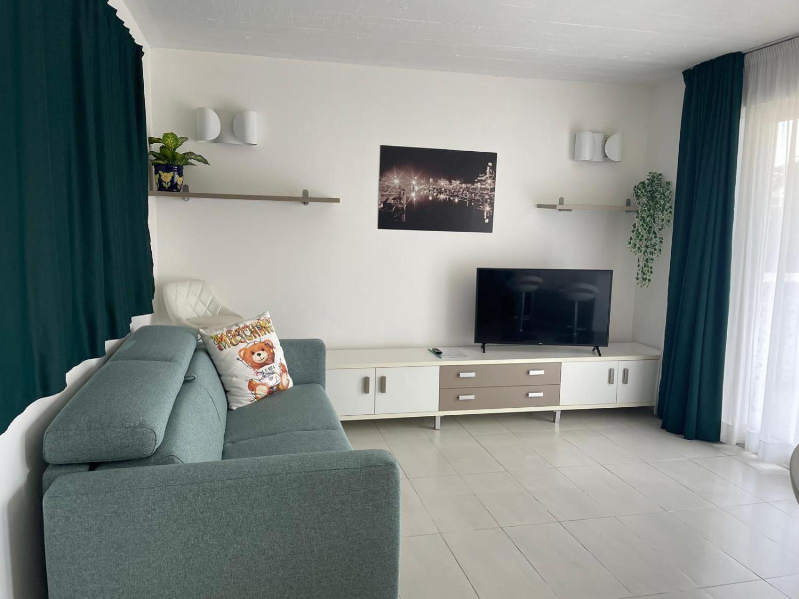 Appart-Hotel Holiday Lignano Sabbiadoro Ngoại thất bức ảnh