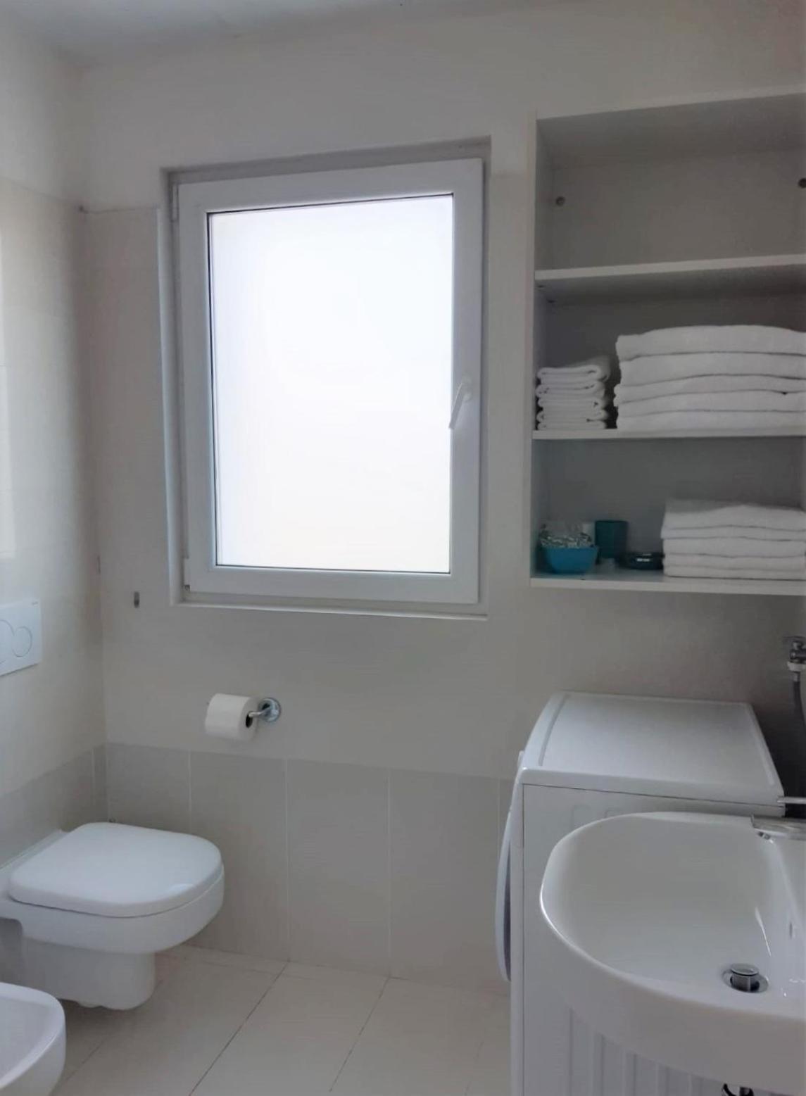 Appart-Hotel Holiday Lignano Sabbiadoro Ngoại thất bức ảnh