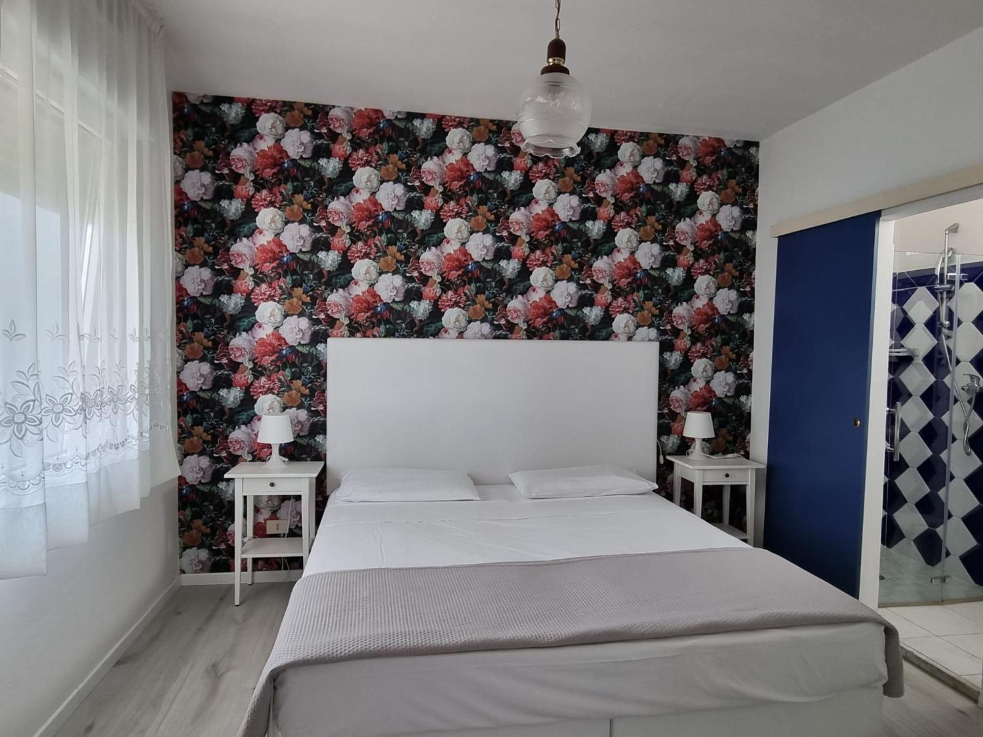 Appart-Hotel Holiday Lignano Sabbiadoro Ngoại thất bức ảnh