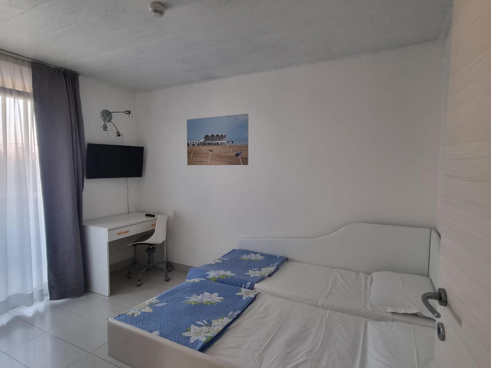 Appart-Hotel Holiday Lignano Sabbiadoro Ngoại thất bức ảnh