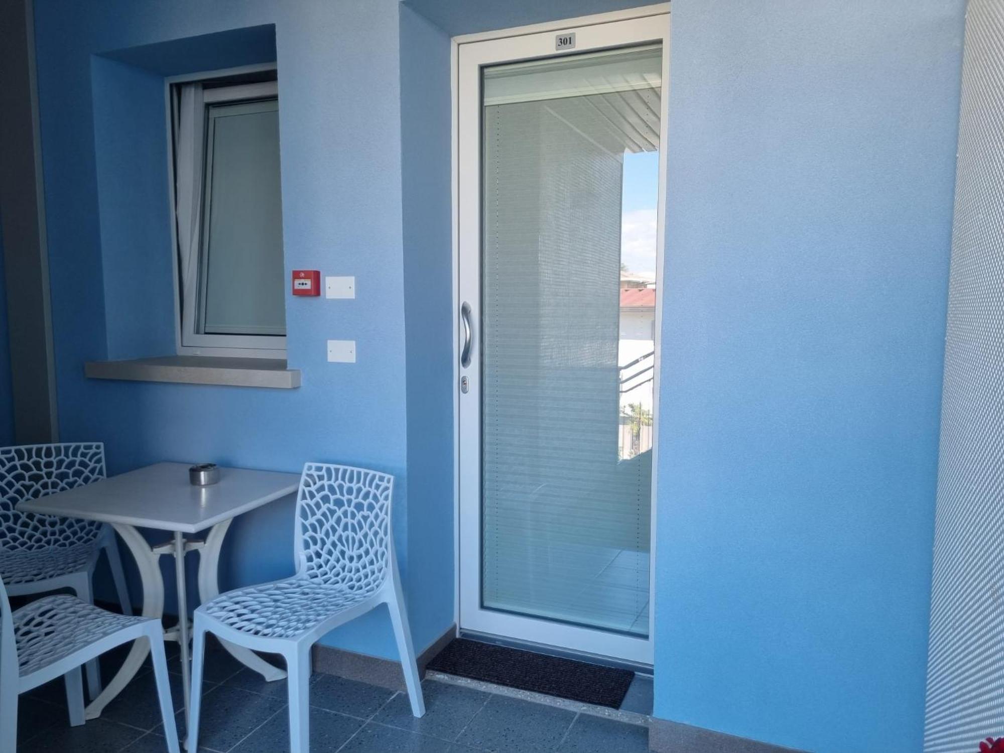 Appart-Hotel Holiday Lignano Sabbiadoro Ngoại thất bức ảnh